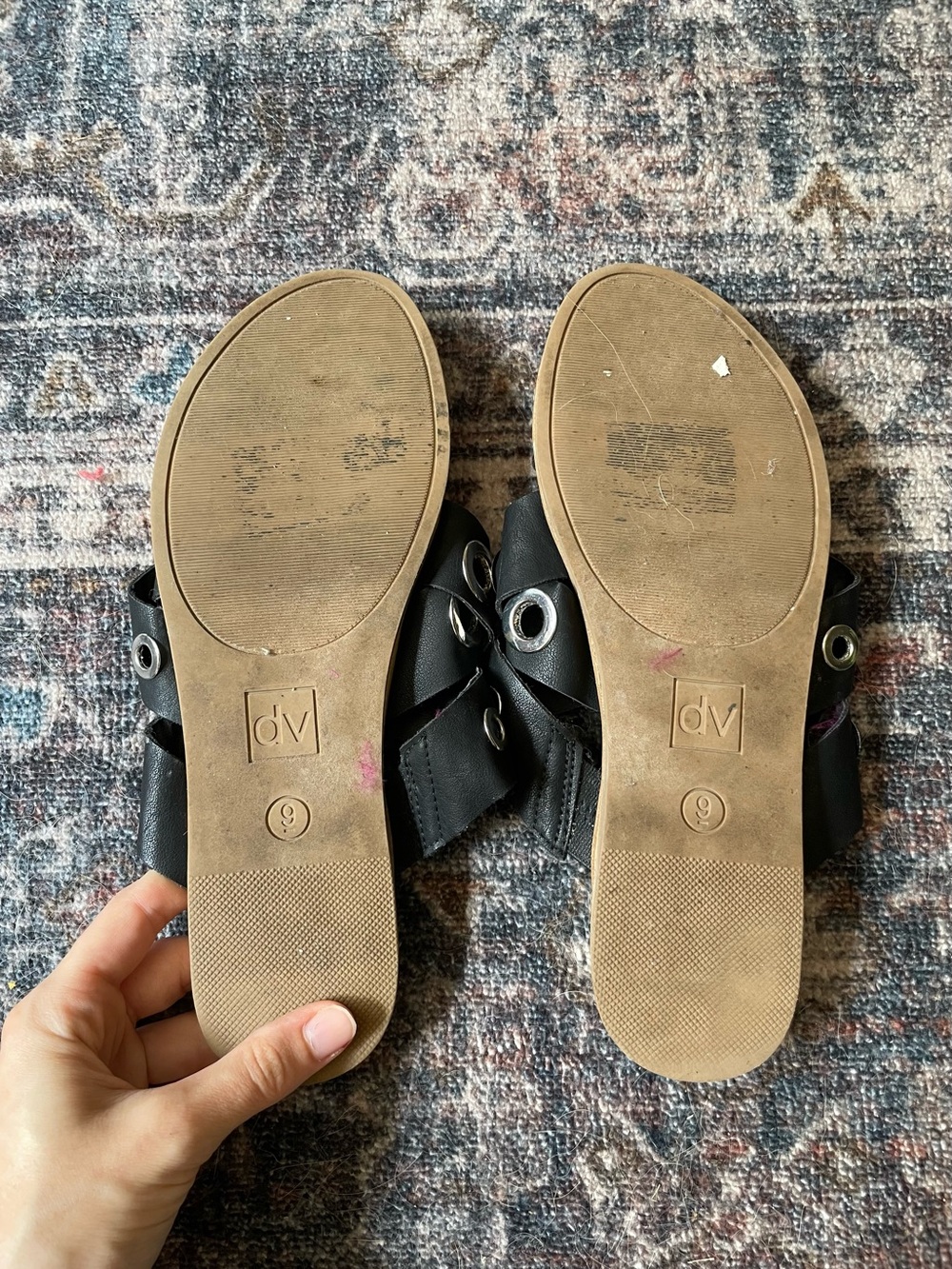 🐾Dolce vita woven slides🐾 - Picture 4 of 4